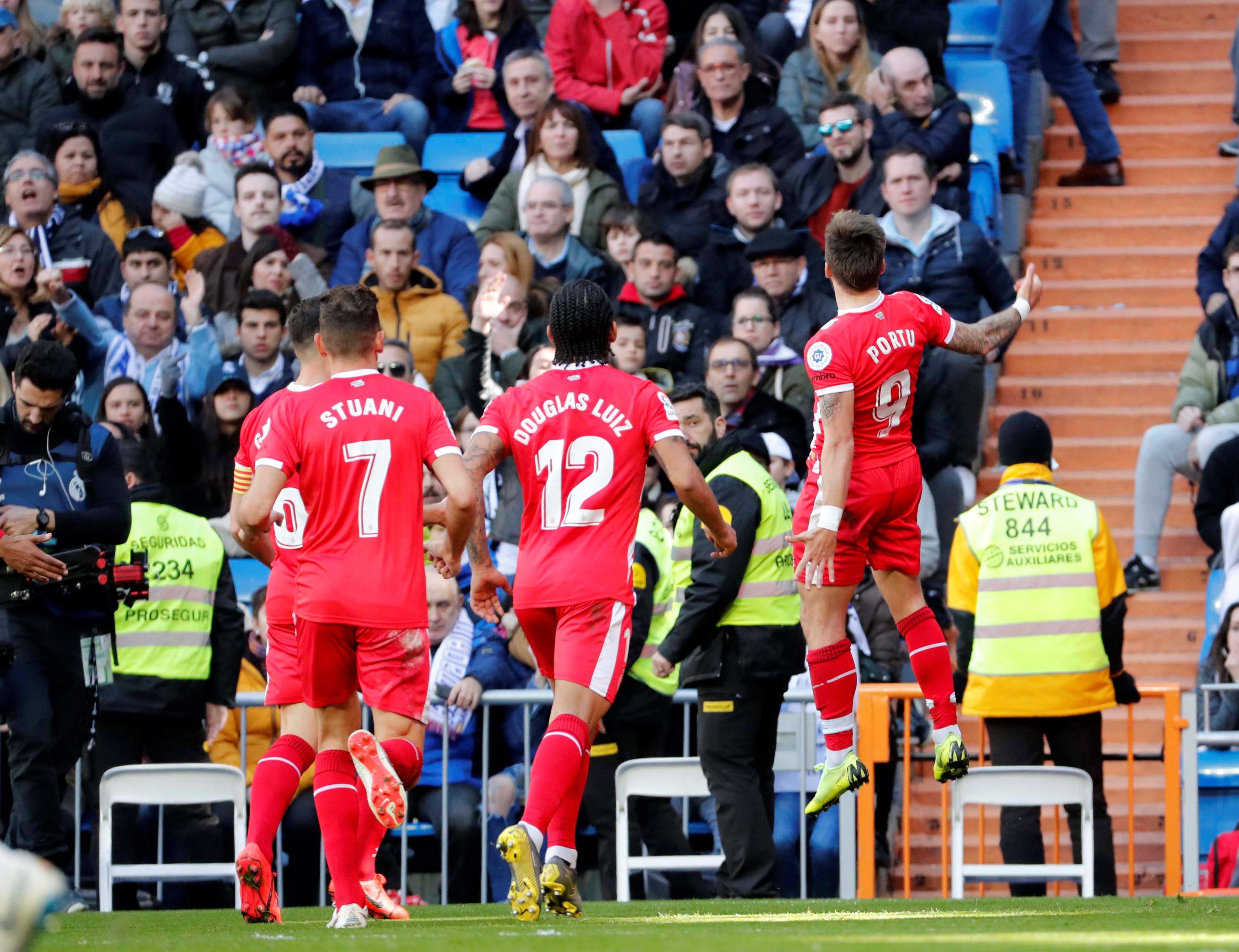 成极大的冲 成极大的冲